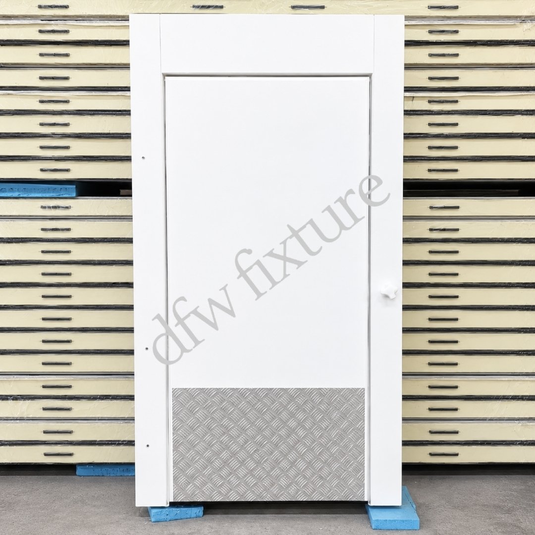 SOLID ENTRY DOOR